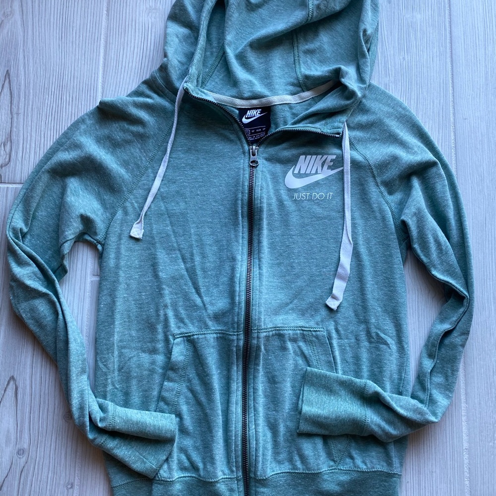 Nike zip up